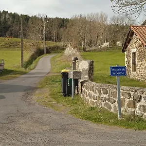 Gîtes De La Berthe , Lantriac France